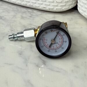 Pressure Gauge 140 PSI 1/4 in. NPT Dry Filled Pressure Gauge